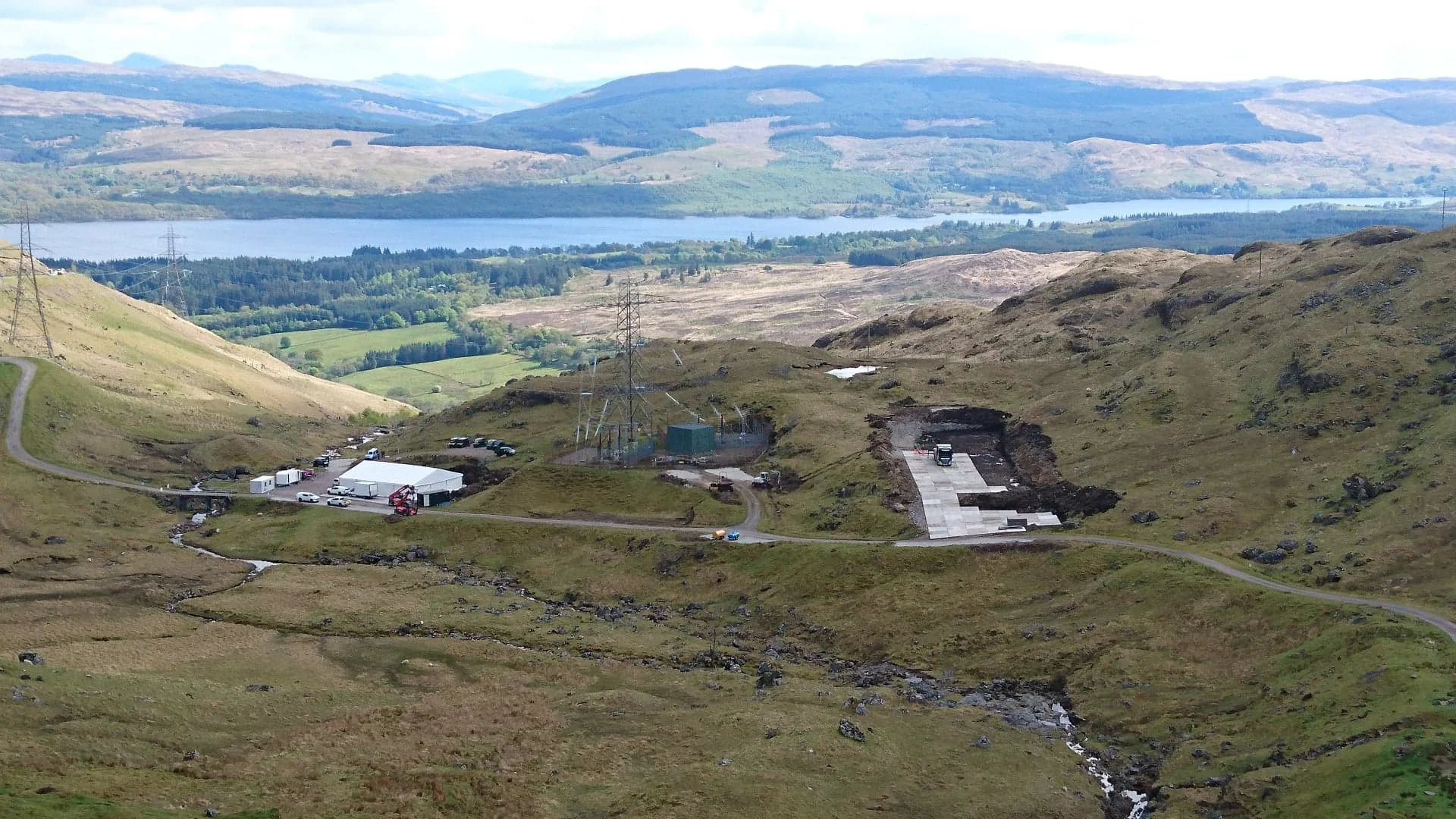Vue générale de la base et de l’emplacement de tournage d’Andor à Cruachan